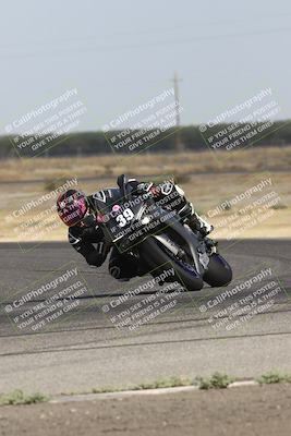 media/Sep-07-2024-Pacific Track Time (Sat) [[9bb89f5e83]]/A group/Phone Wall Paper 1000am/